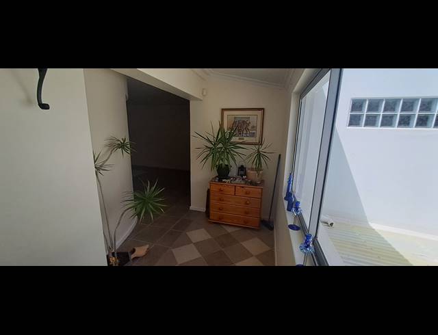 4 BEDROOM HOUSE FOR SALE IN SALDANHA HEIGHTS